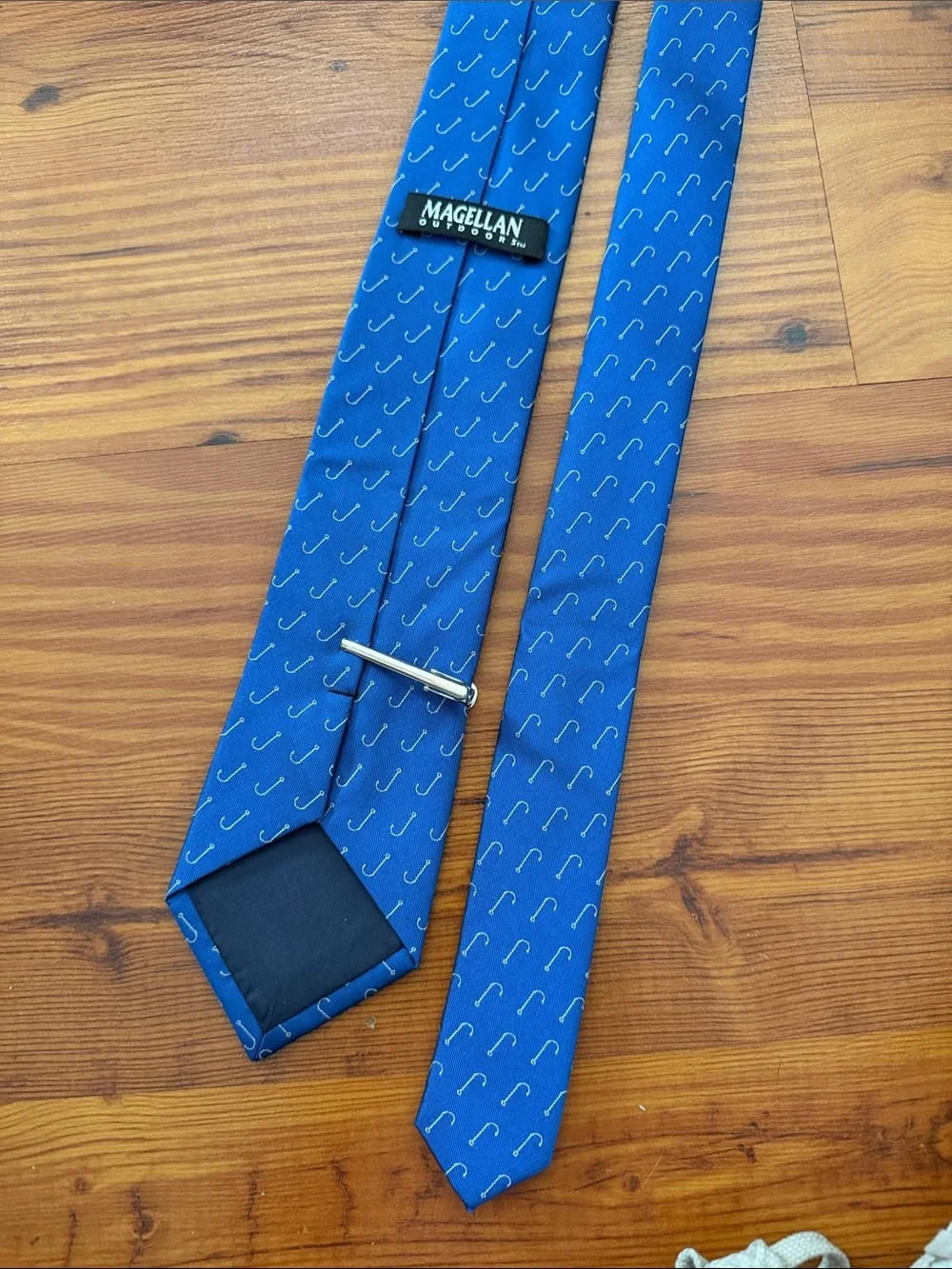 Fishing Tie